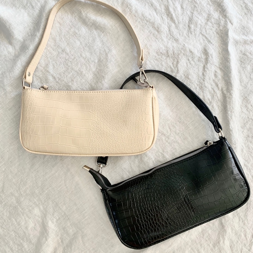 Faux Croc Embossed Baguette Bag - Black